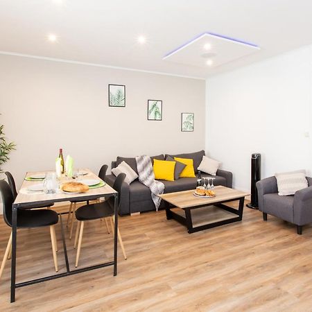 Le Green St Leon : Lit Queen Size * Wifi * Ideal Couple Colmar Bagian luar foto